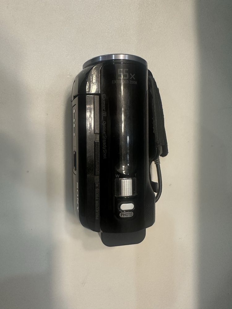 Видеокамера Sony Handycam