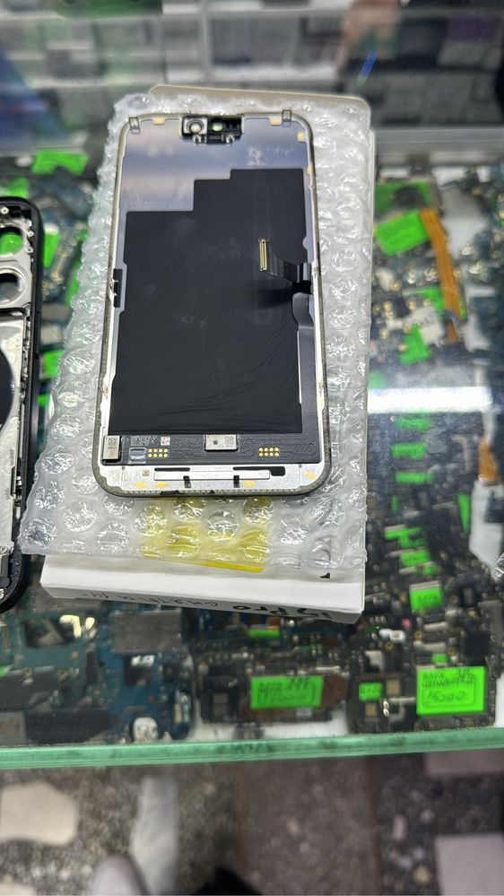 Экраны на модели Iphone