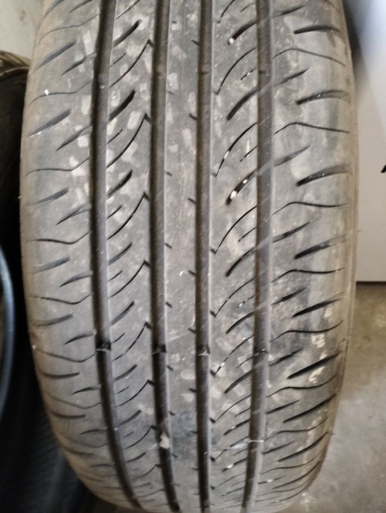 Летний шина 215/60 R16 95V