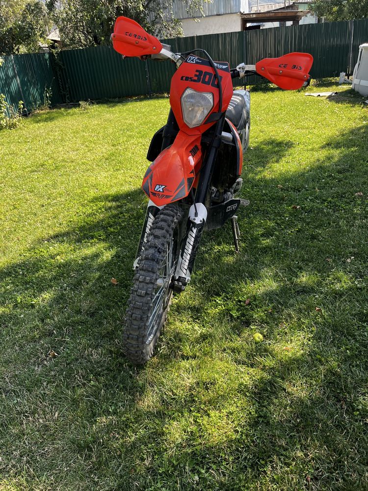 Продам Zuumav cbs300