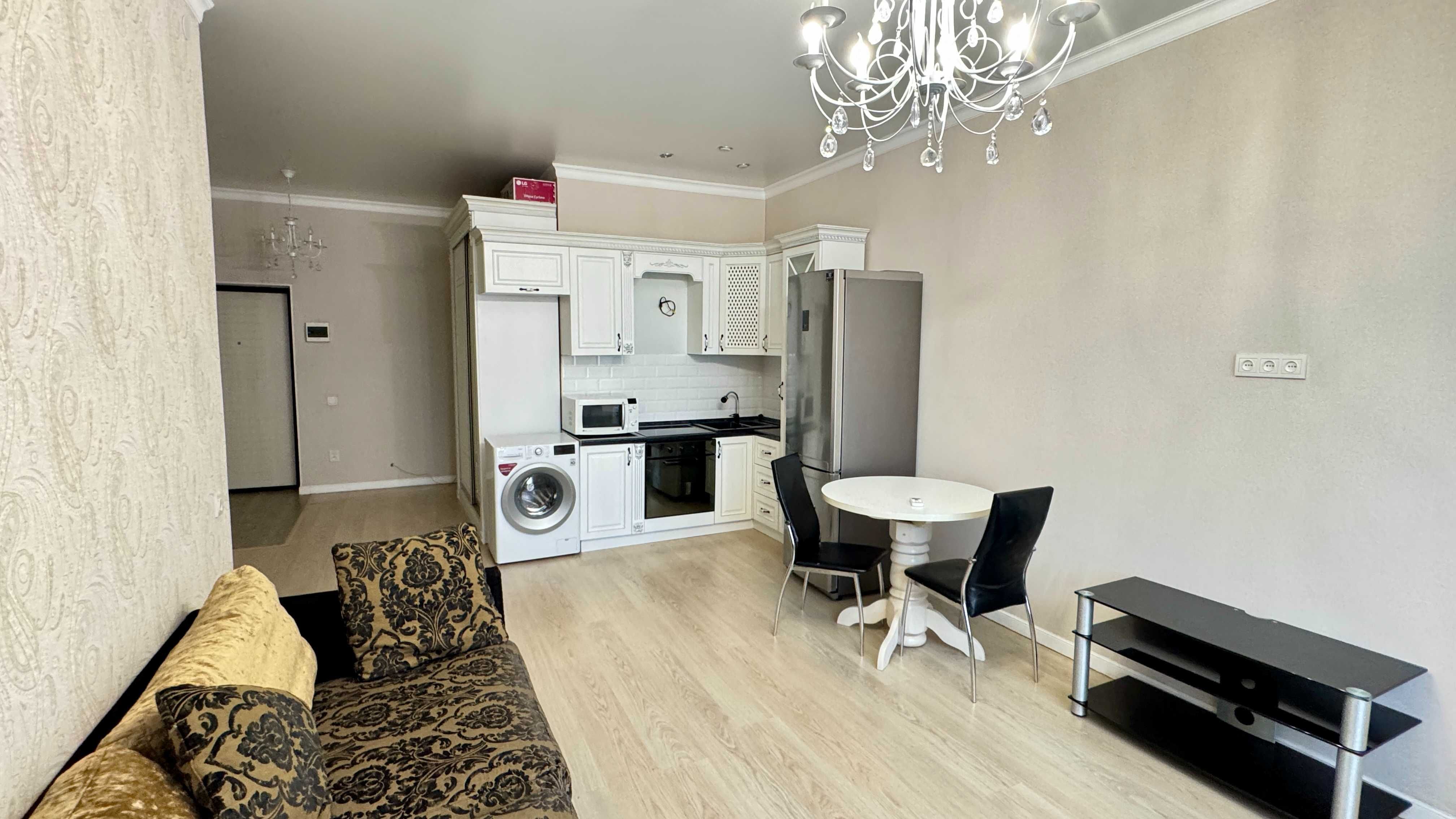 2-комнатная, свежий ремонт, 49 м², ЖК Varlamova, метро 5 мин!