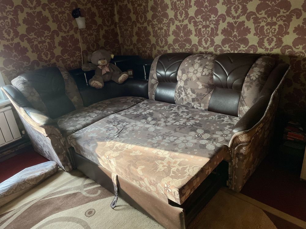 Продается мягкий уголок