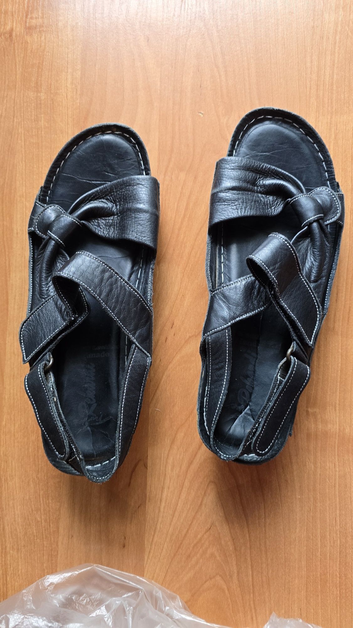 Босоножки 40-41рр,кожа, Турция