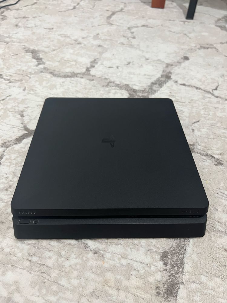 Playstation 4 slim 1tb