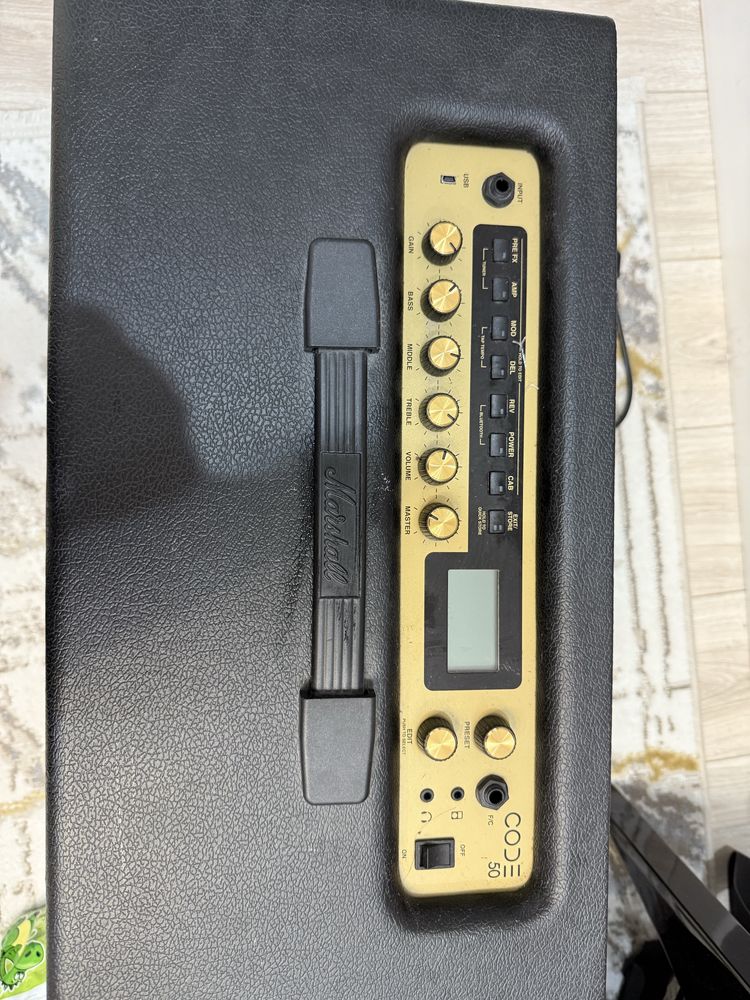 Продаю гитарный комбоусилитель Marshall CODE50