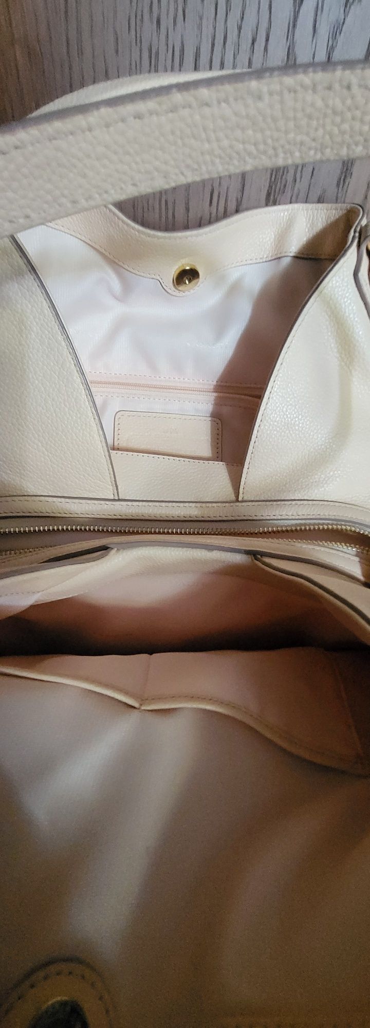 Сумка натуральная кожа COACH NEW YORK нежно-светло-персиков. цвет 30×4