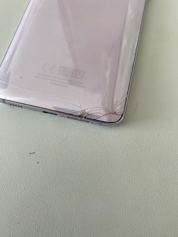 Продам или обменяю Samsung a80