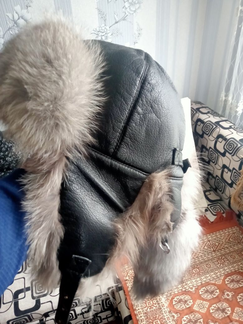 Зимняя шапка в национальном стиле натуральный мех