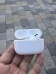 Air pods pro 1 поколения кейс с правым ухом оригинал