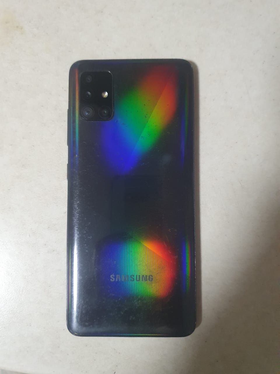 Продам Samsung A51 в хорошем состоянии.