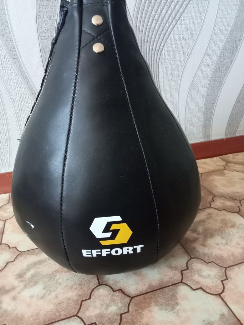 Продаю боксерскую грушу  .