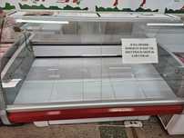 Продам холоидьную витрину Двина 150