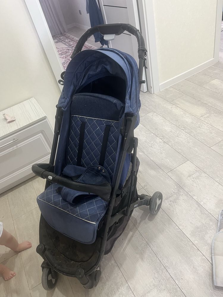Продам коляску Mstar