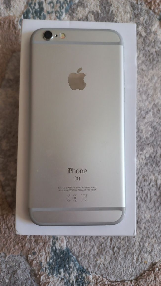 Продам Айфон 6 S