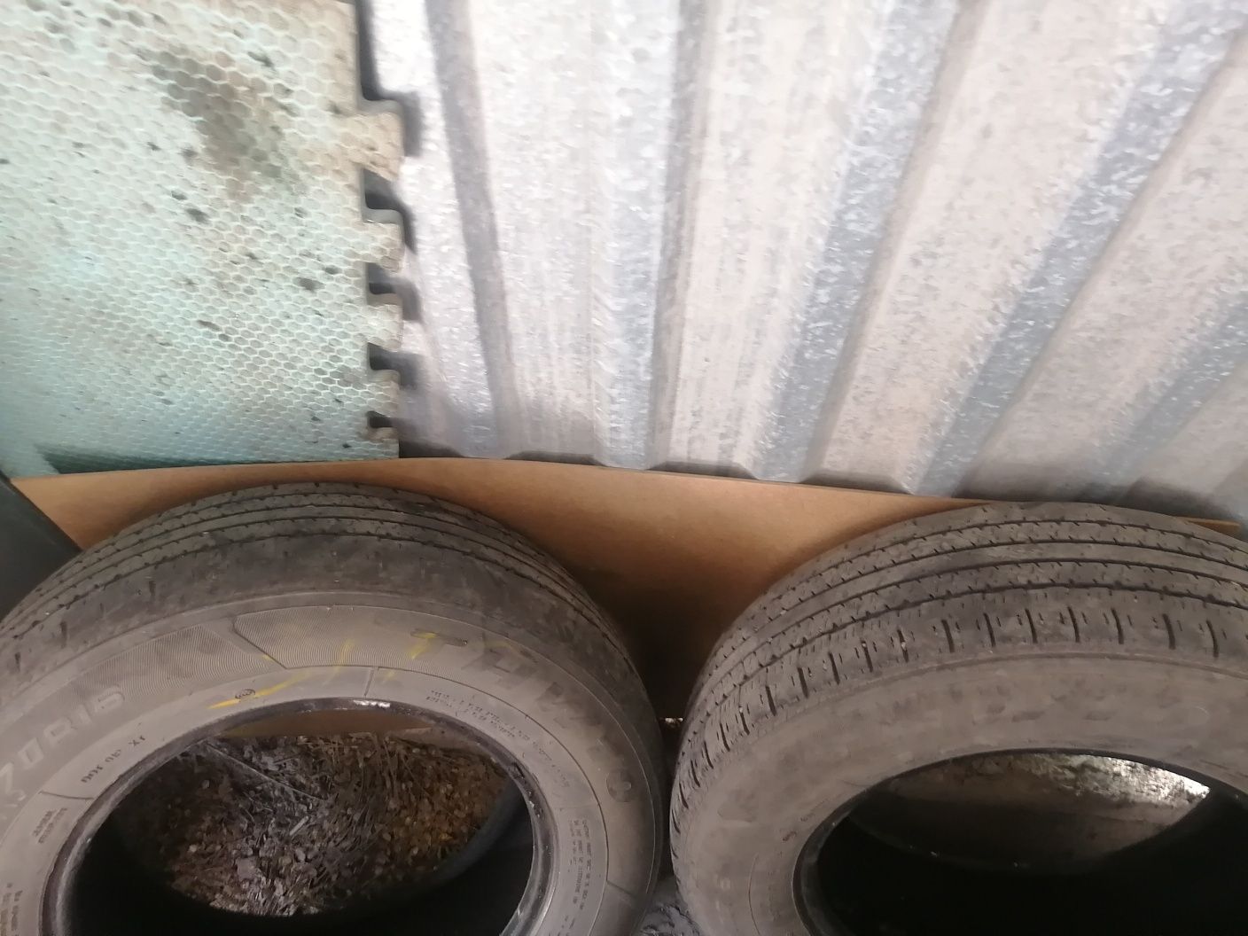 Продам Шины летние 215/70 R16