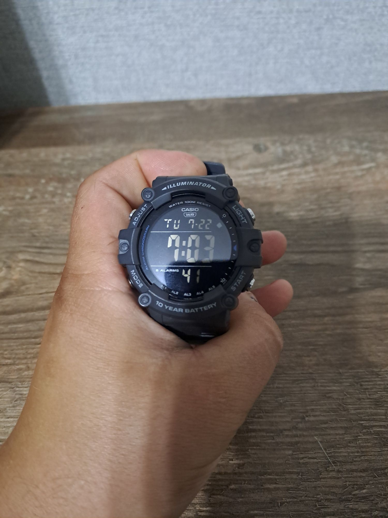 Продам часы Casio