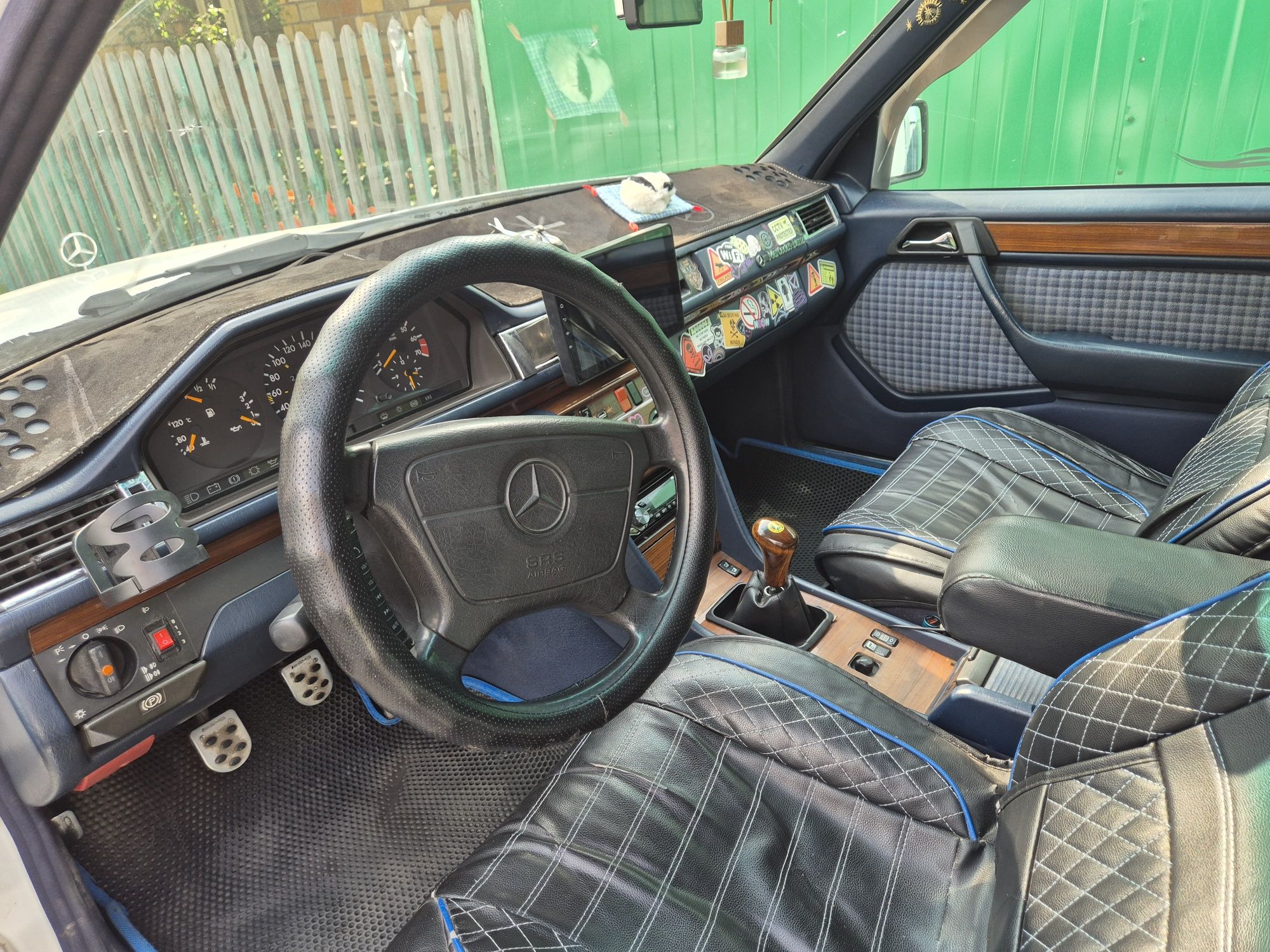 Mercedes-benz E22