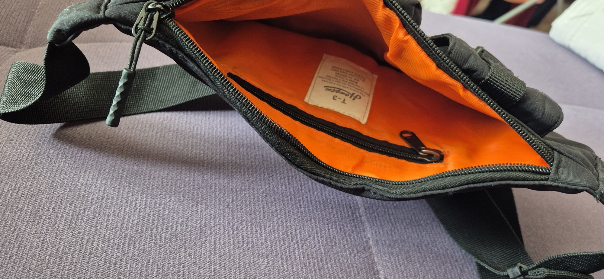 Продам сумку supreme