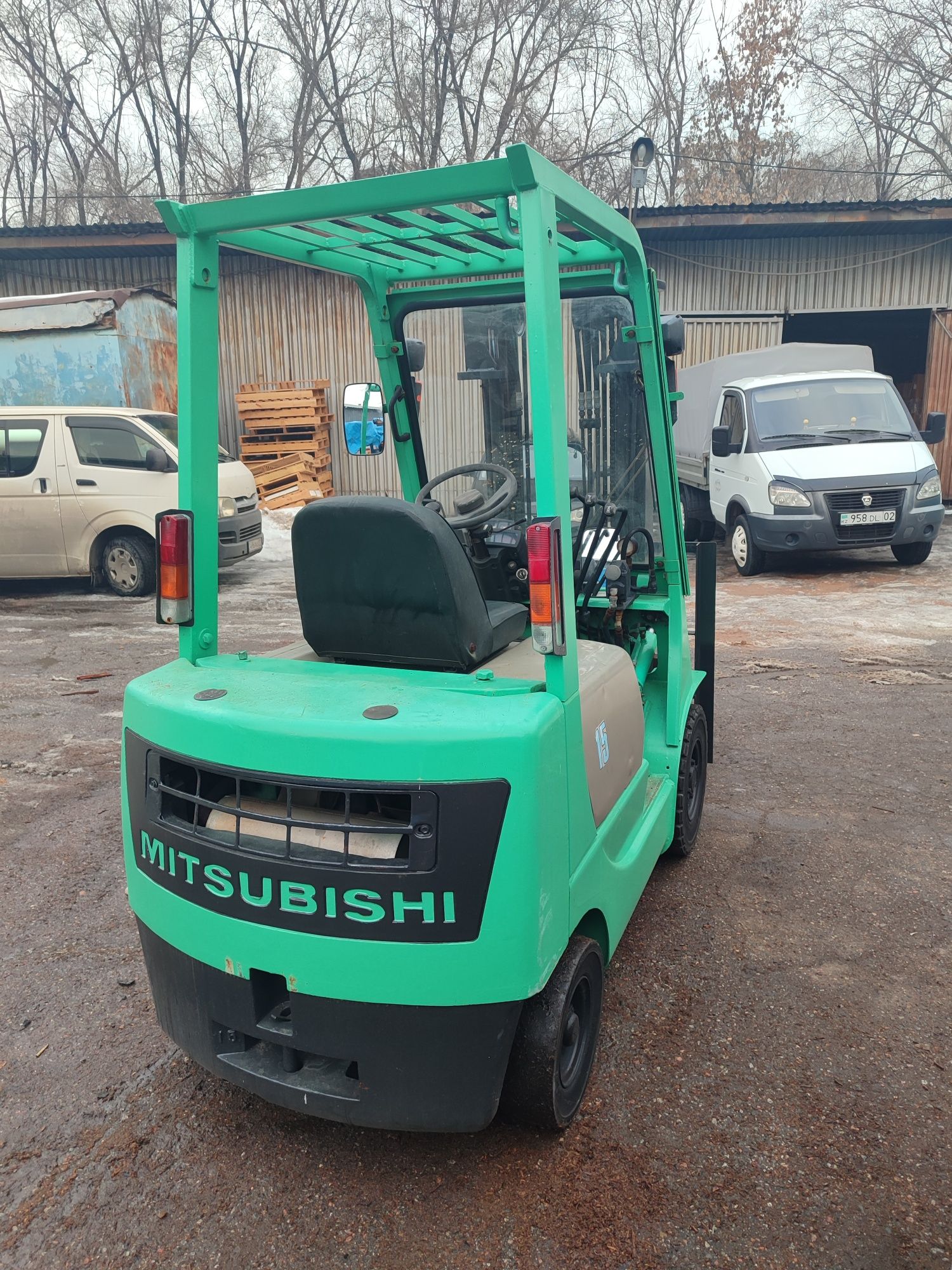 ЯПОНСКИЙ погрузчик Mitsubishi FG15 автомат