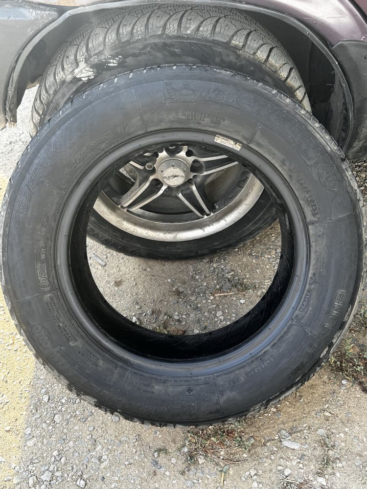 Продам michelin покрышку