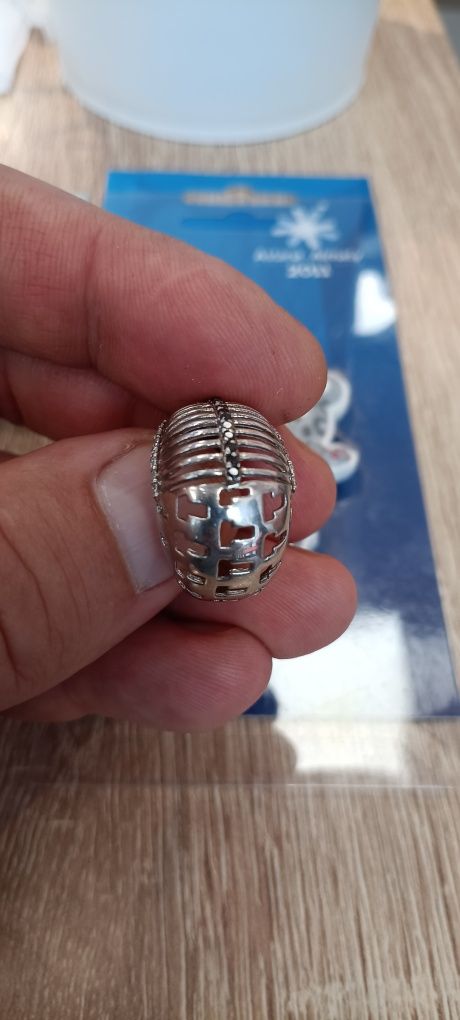 Оригинальное кольцо серебро 925 пробы