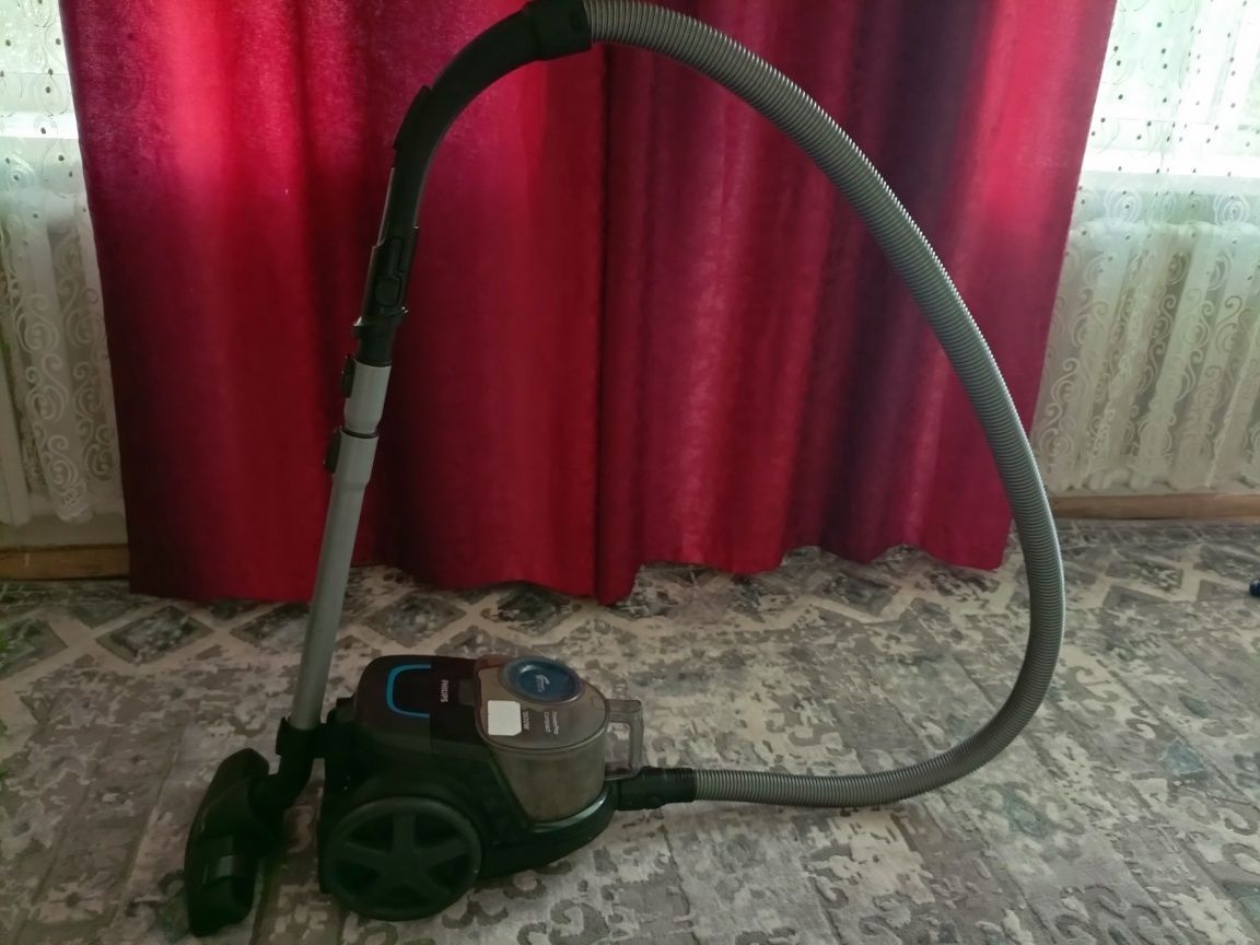 Пылесос Philips power pro compact