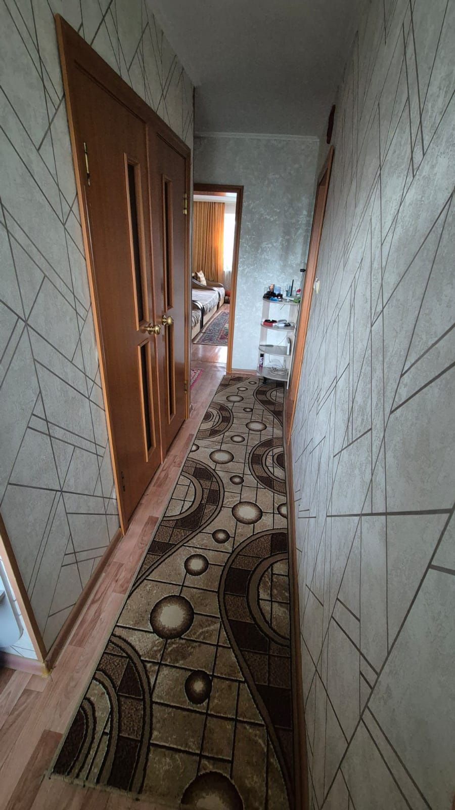 Продам 3 комн.кв Лермонтова 59 Общ.пл 63 кухня 6.2