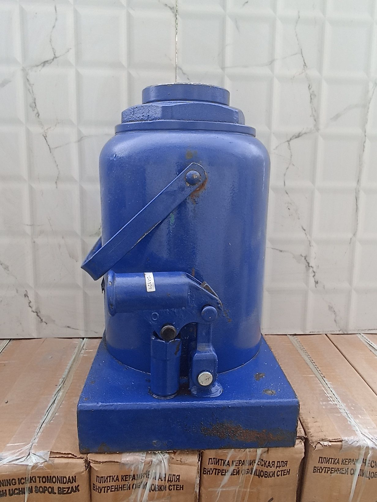 Домкрат 50 тонны