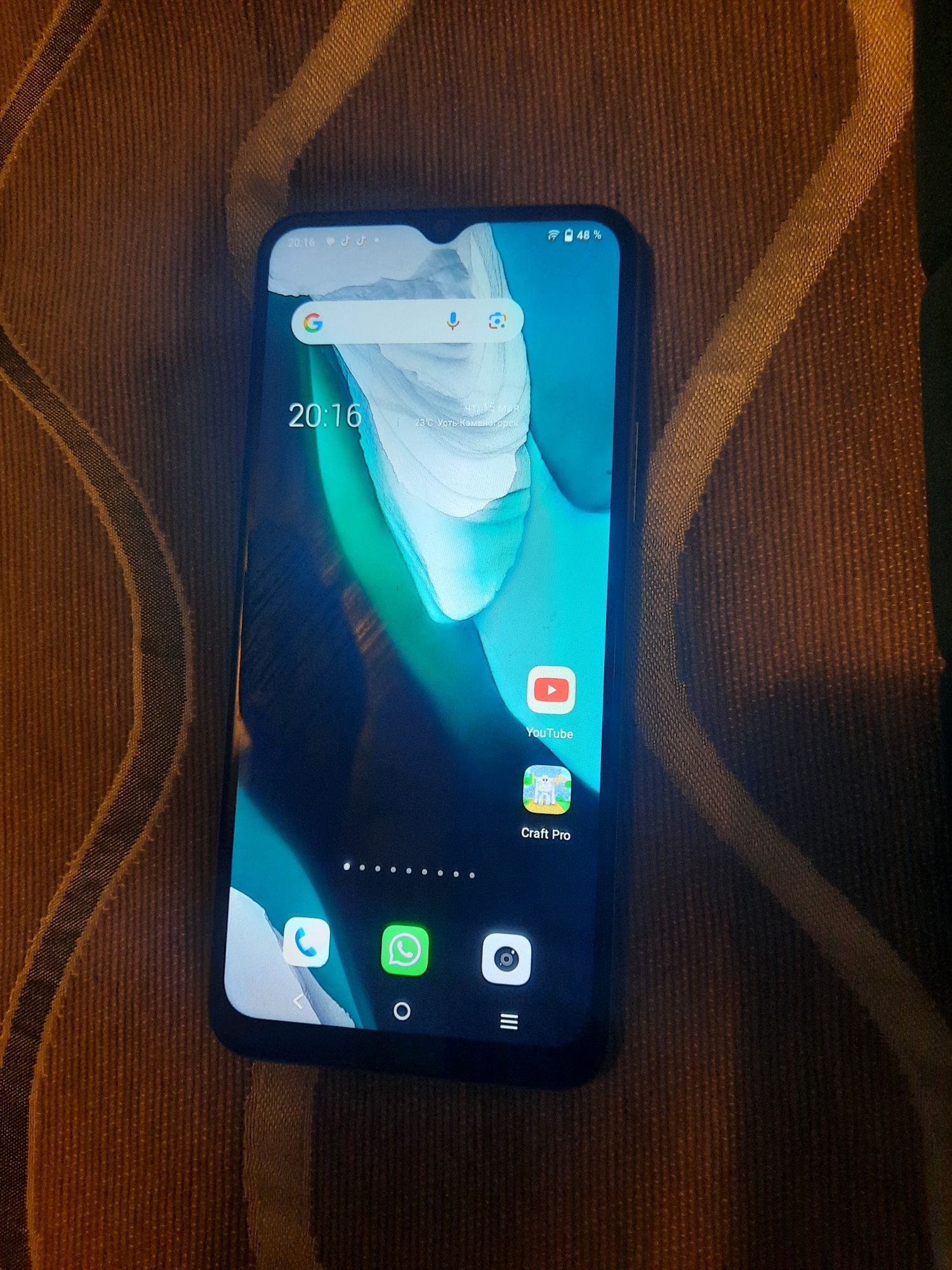 Пррдам телефон Vivo Y21