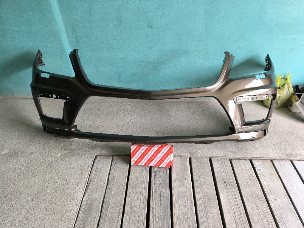 Продам бампер GL 450