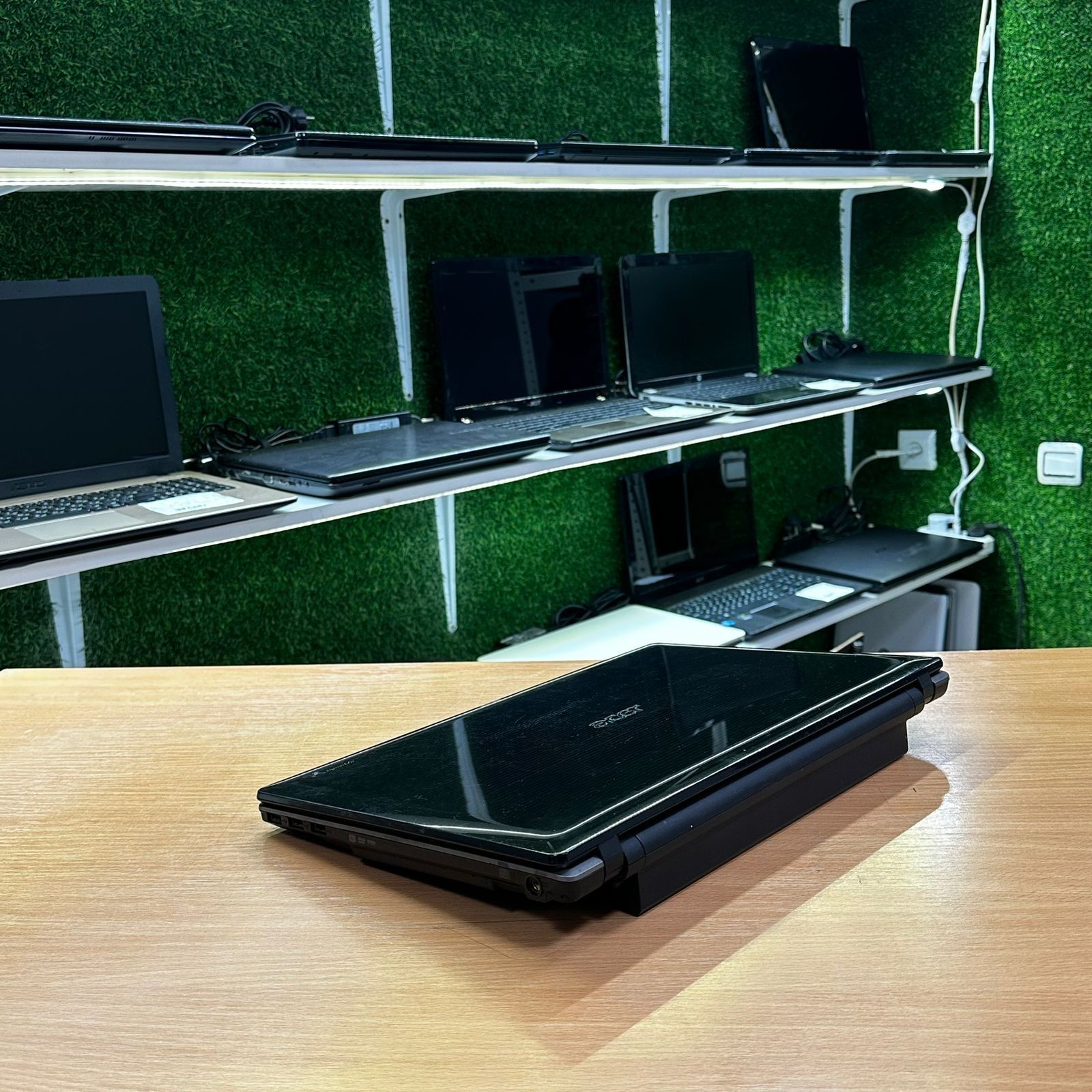 Ноутбук Acer  для офиса N470/4Gb HDD 500Gb