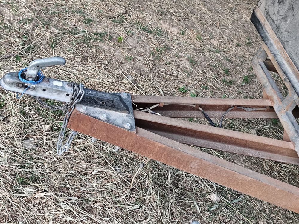 Продам прицеп     .