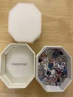 Продам камни Swarovski новые 205 штук