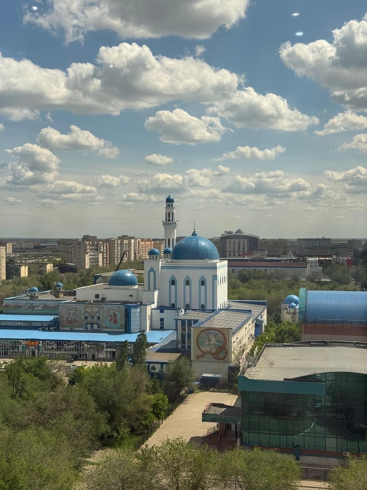 Продам 3 комнатную квартиру в центре города
