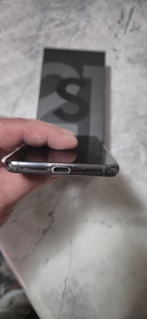 Продам Samsung s21