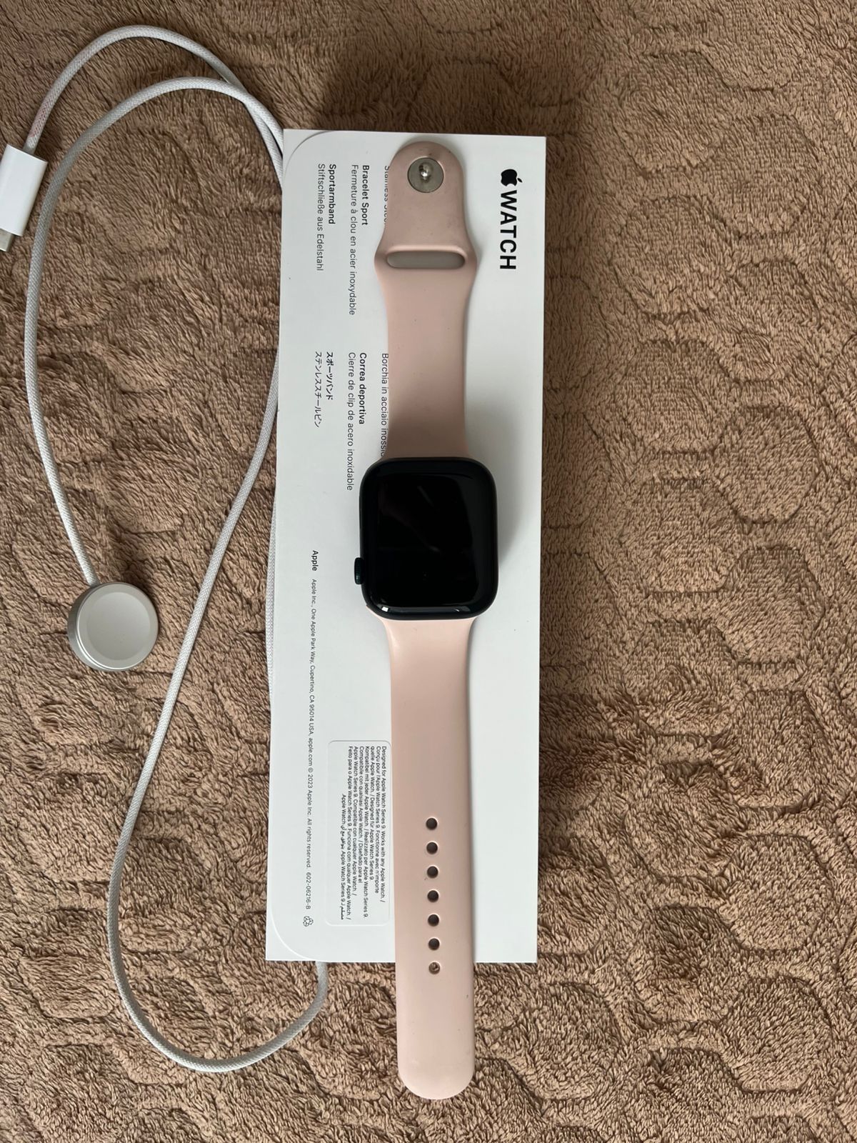 Продам Apple Watch 9 series 45mm
Состояние отличное, почти не пользова