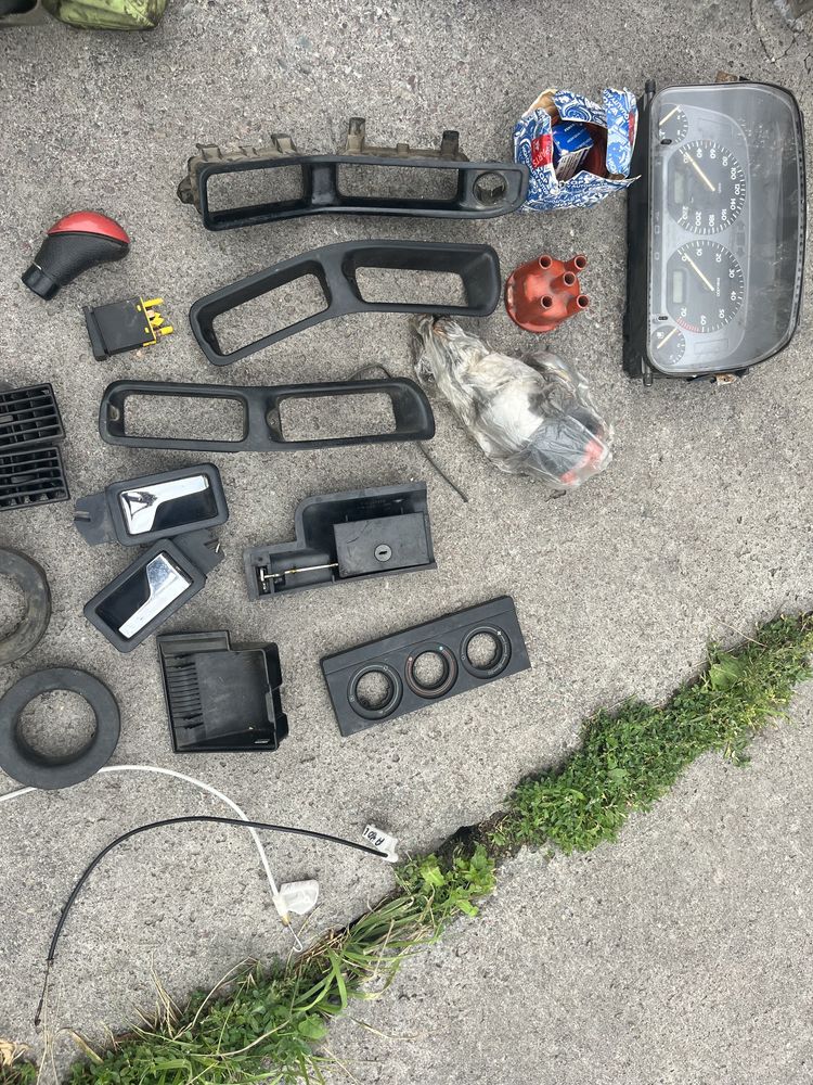 Продам запчасти Ауди 80