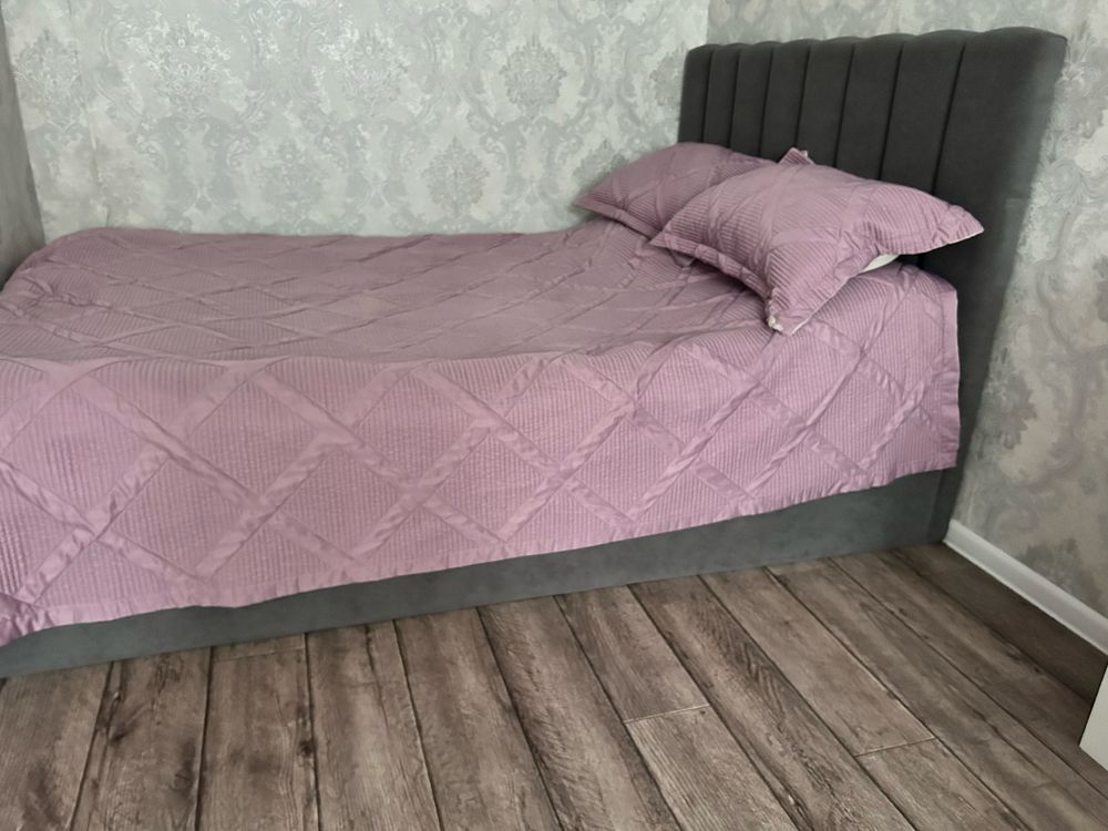 продам кровать двухспальную
