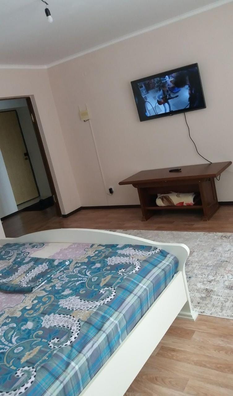 Нурсити 1 ком. квартира  по суточно и по часовой
