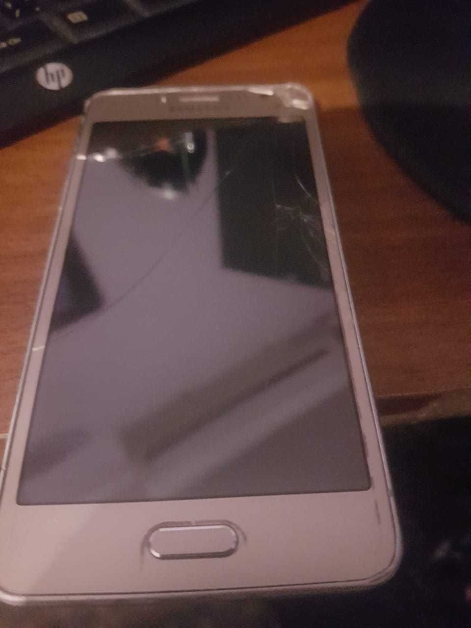 Смартфон Samsung J2 Prime