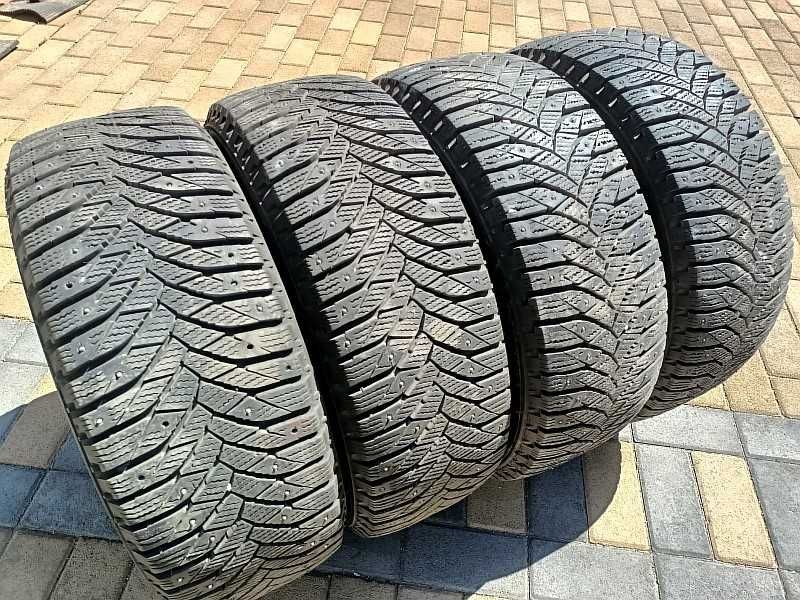 Шины 205/55 R16 - "Triangle IceLink PS01" (Китай), шипованные.