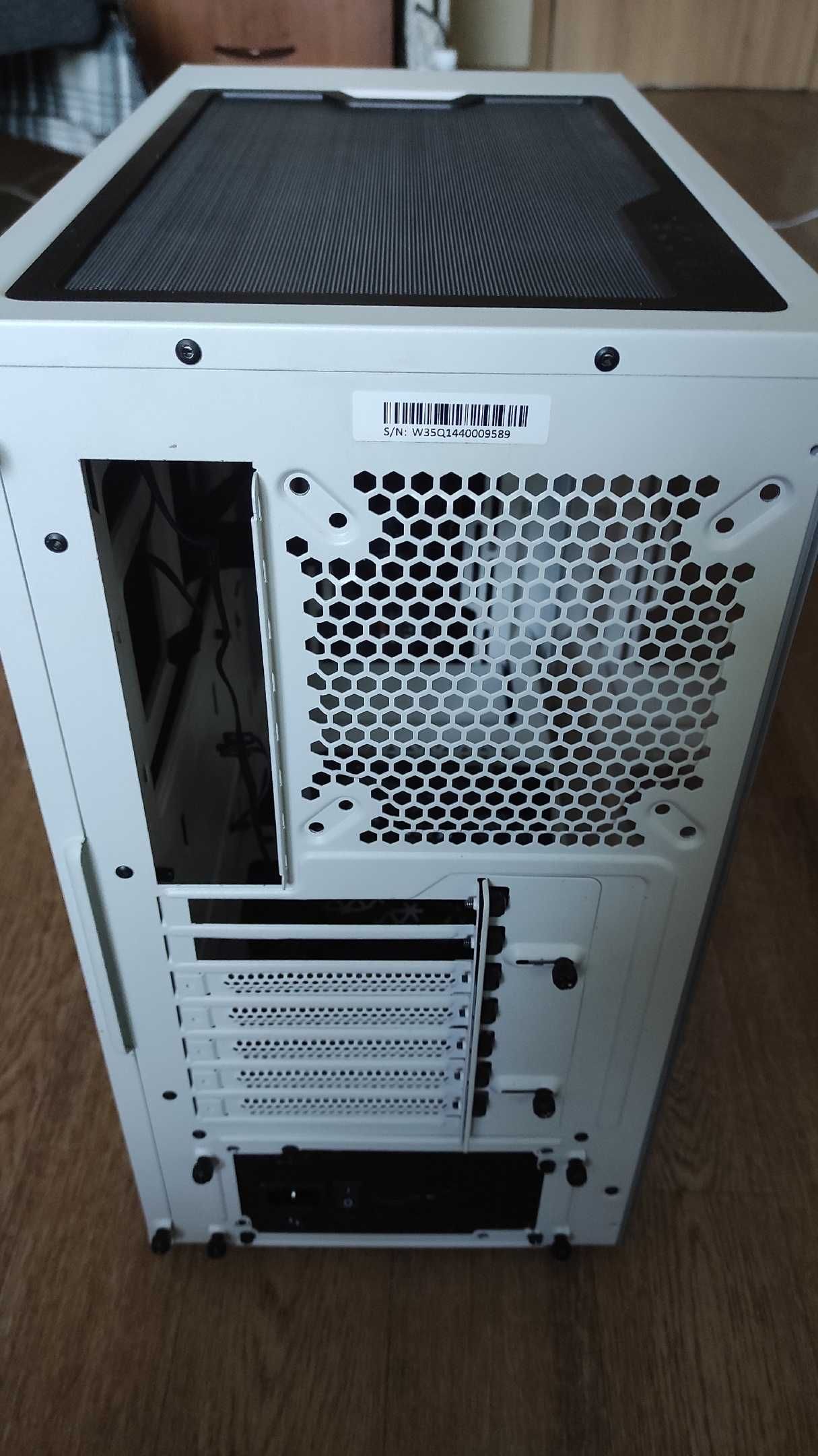 Продам корпус be quiet PURE BASE 500Window + 2 доп вентилятора