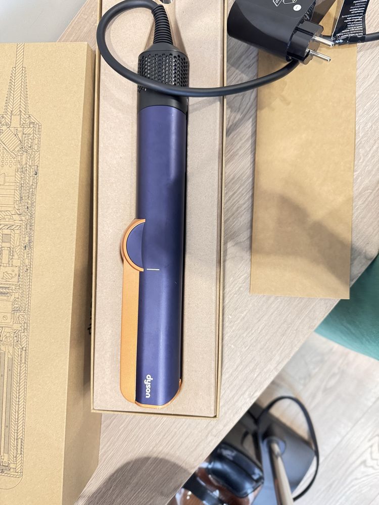 Dyson Airstrait HT01 паровой выпрямитель оригинал