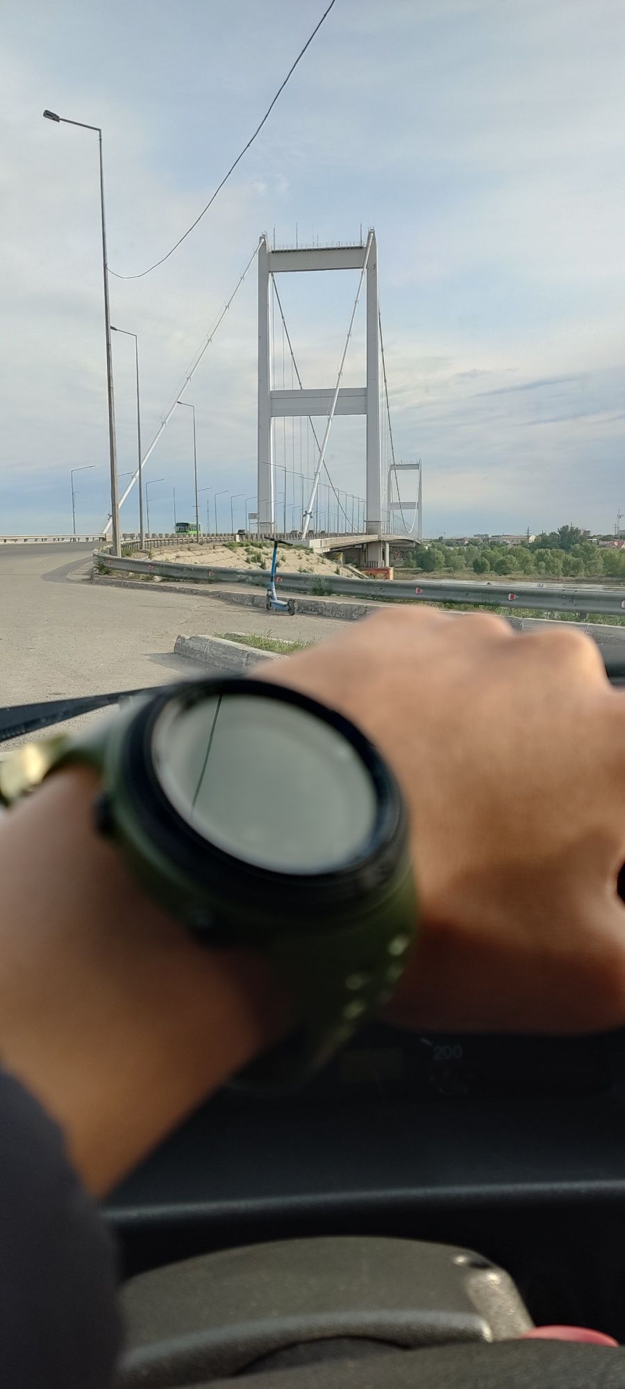 Подарок наручные часы