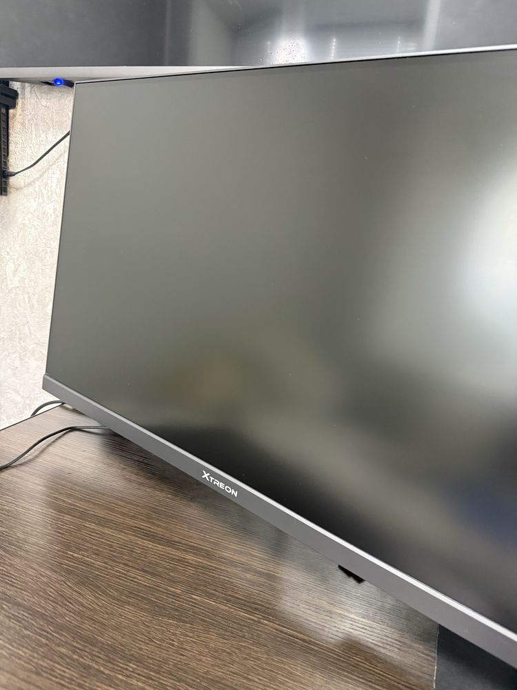 Продам Монитор XTREON XT3266QP черный