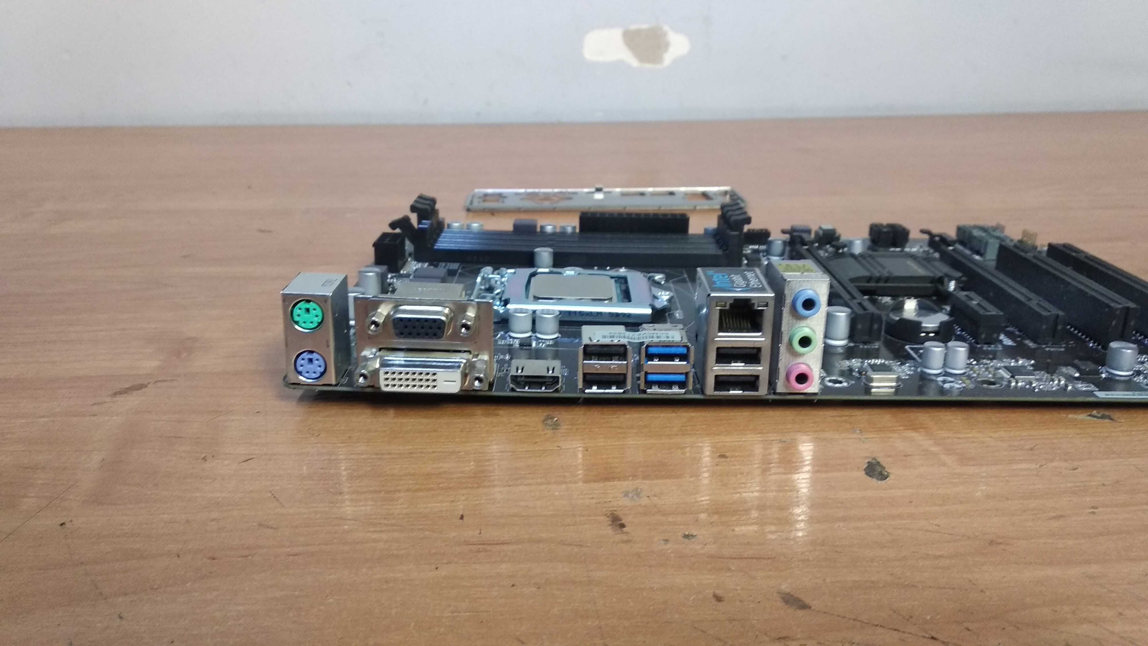 Материнская плата ASRock B85 Pro4. Socket 1150