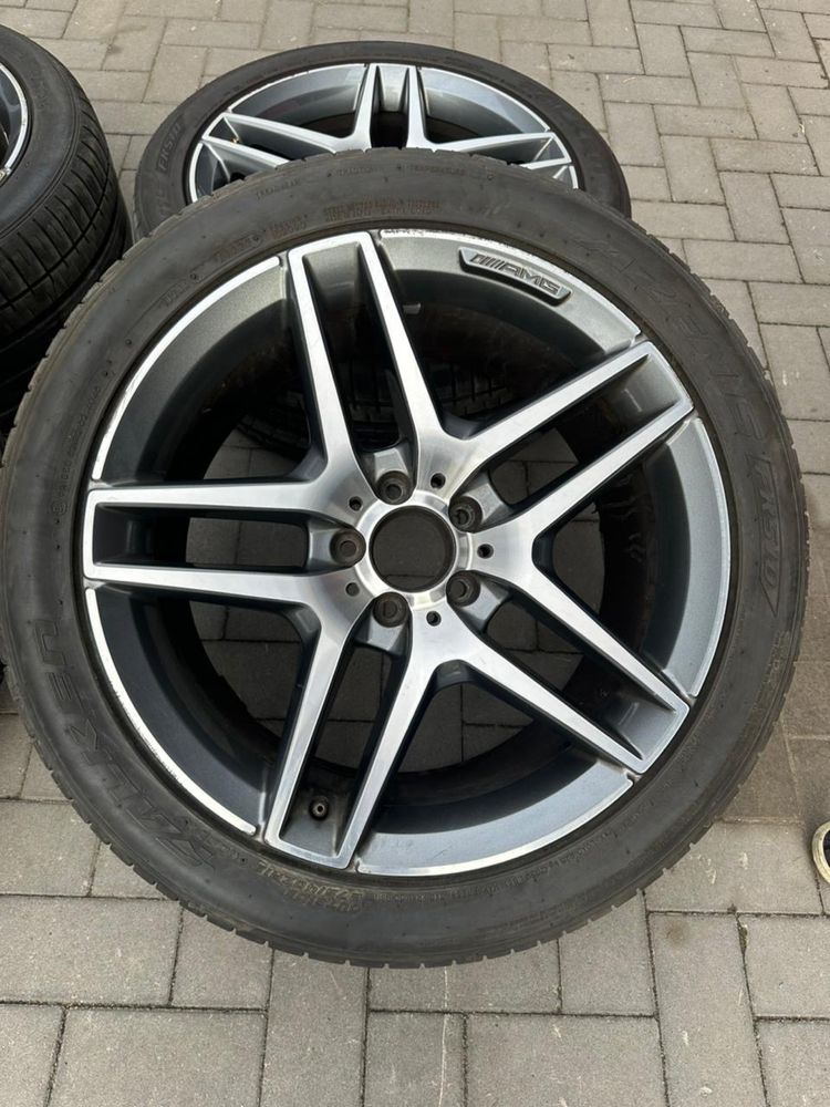 Оригинальные диски R19 от W222 с летней резиной