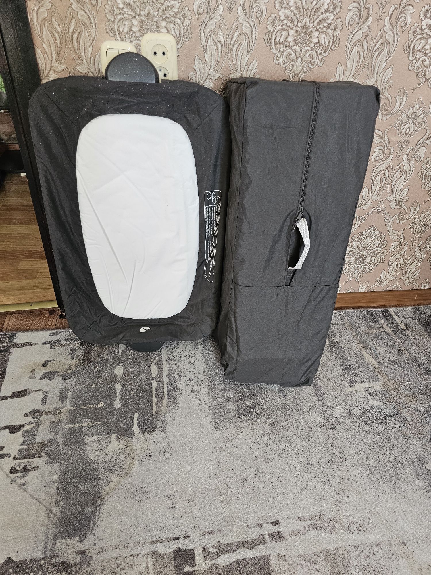 Продам детскую кроватку - шезлонг JOIE