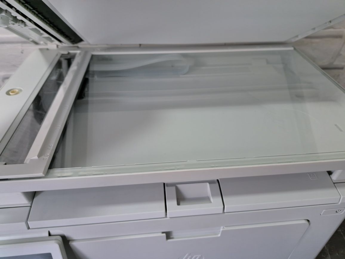 Продам МФУ принтер 3в1 HP Laser Jet Pro MFP M130FN  (идеал)