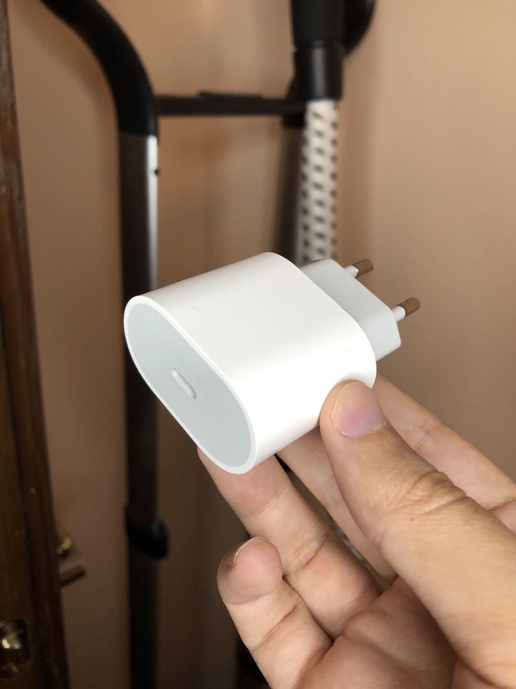 Зарядка оригинал iPhone Айфон Головка 20w Быстрая зарядка